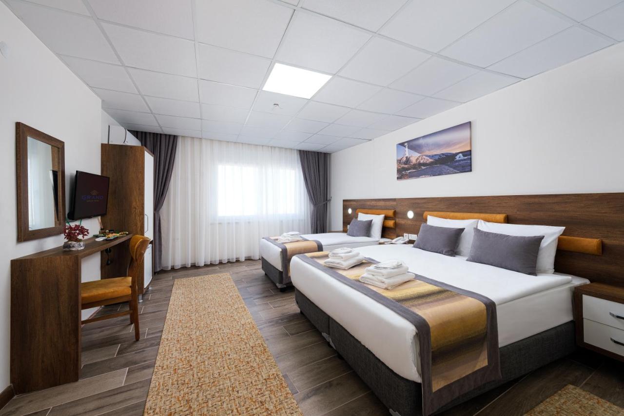 Grand Gulluk Hotel & Spa City Center Antalya Exterior foto